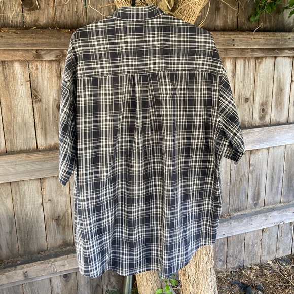 Black and White Plaid Shirt by Munsingwear - Picture 8 of 9